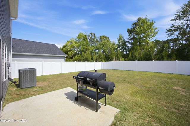 6914 Seaside Palms Place SW, Sunset Beach, NC 28468