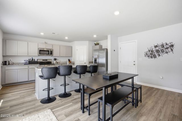 6914 Seaside Palms Place SW, Sunset Beach, NC 28468