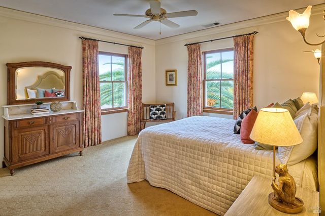 21000 8th St E, Sonoma, CA 95476