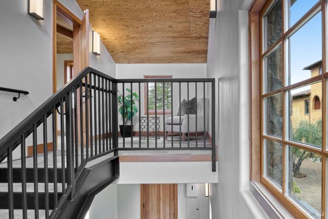 21000 8th St E, Sonoma, CA 95476