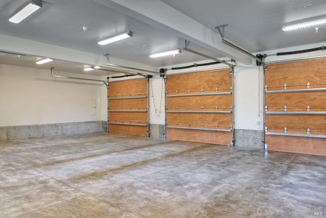 21000 8th St E, Sonoma, CA 95476