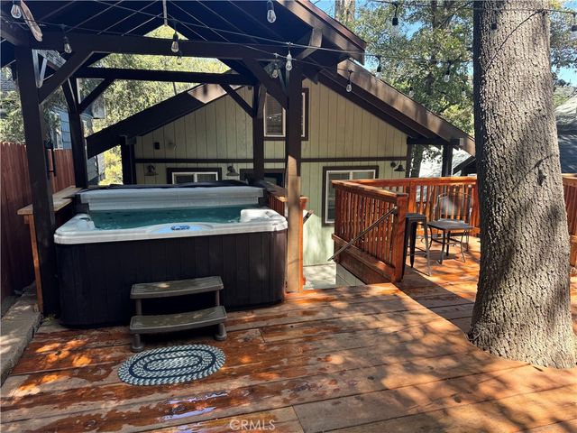 24035 Pioneer Camp Road, Crestline, CA 92325