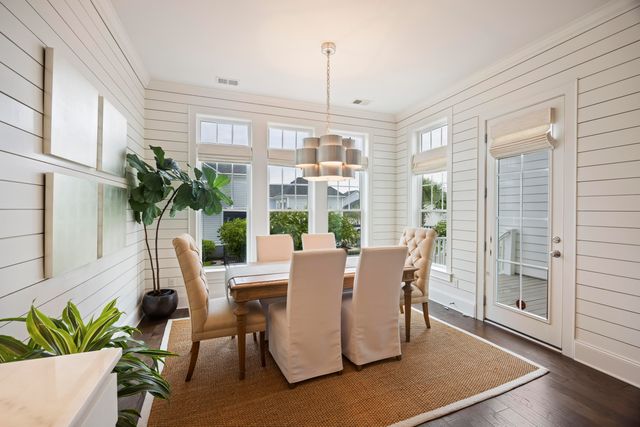 2635 Townsend Place, Charleston, SC 29492