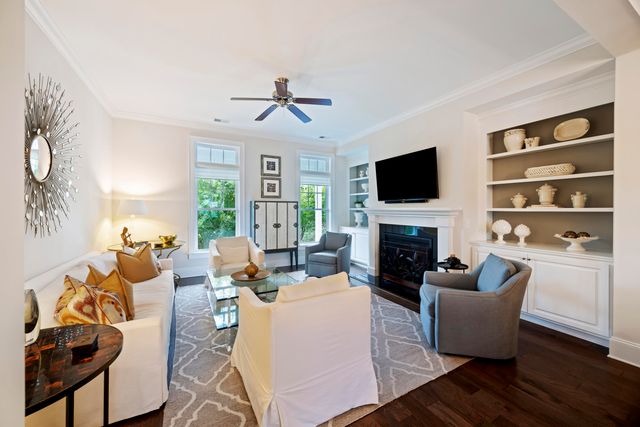 2635 Townsend Place, Charleston, SC 29492