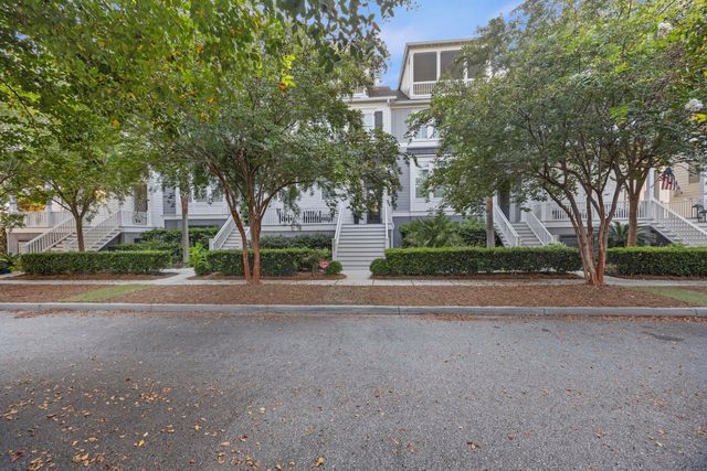 2635 Townsend Place, Charleston, SC 29492