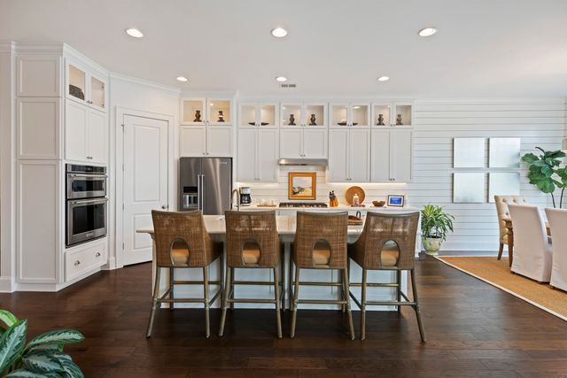 2635 Townsend Place, Charleston, SC 29492