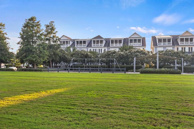 2635 Townsend Place, Charleston, SC 29492