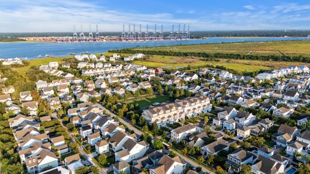 2635 Townsend Place, Charleston, SC 29492