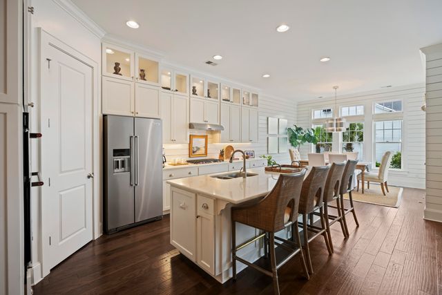 2635 Townsend Place, Charleston, SC 29492