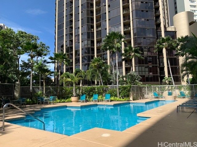1212 Nuuanu Avenue PH3603, Honolulu, HI 96817