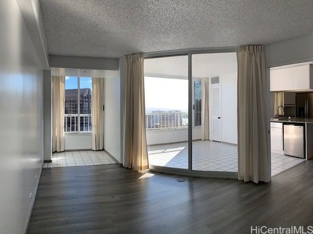 1212 Nuuanu Avenue PH3603, Honolulu, HI 96817