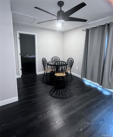 3066 Greenlawn Avenue, Commerce Twp, MI 48382