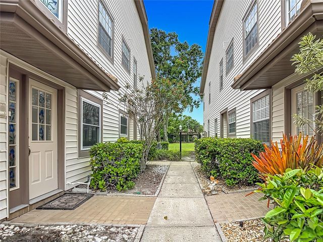 1260 CLAYS TRAIL, Oldsmar, FL 34677