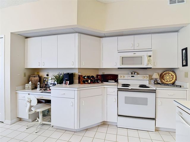 1260 CLAYS TRAIL, Oldsmar, FL 34677