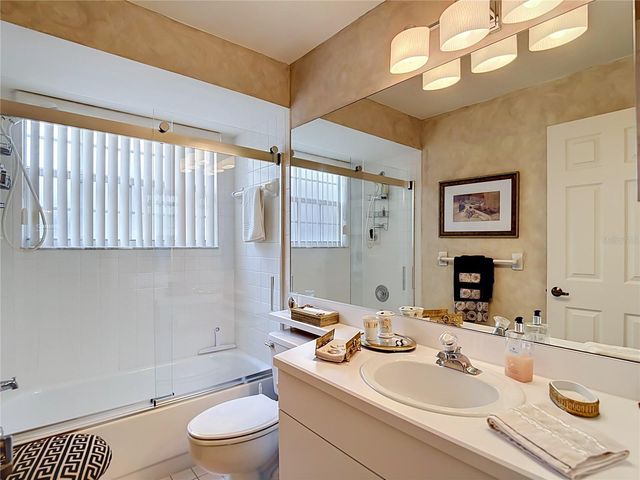 1260 CLAYS TRAIL, Oldsmar, FL 34677