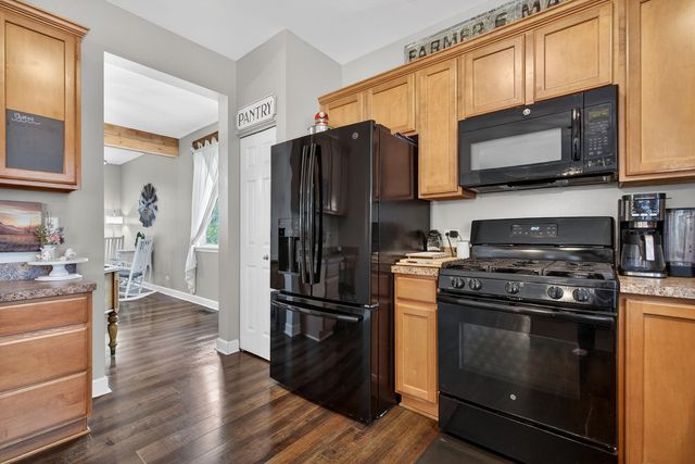 1815 Wild Rose Trail, Joliet, IL 60431