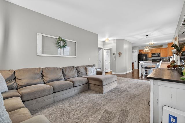 1815 Wild Rose Trail, Joliet, IL 60431