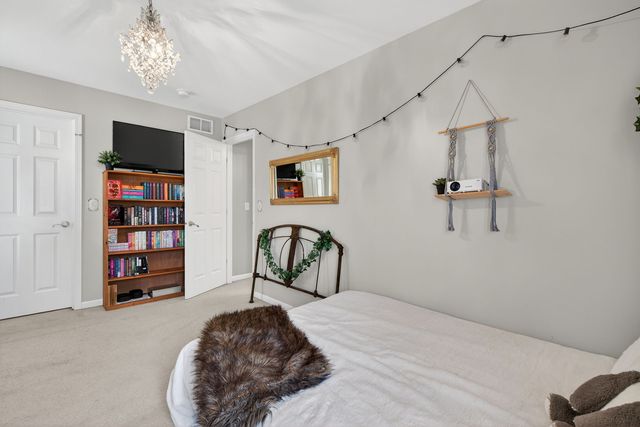 1815 Wild Rose Trail, Joliet, IL 60431