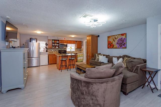 3112 ORANOLE ROAD, Orlando, FL 32810