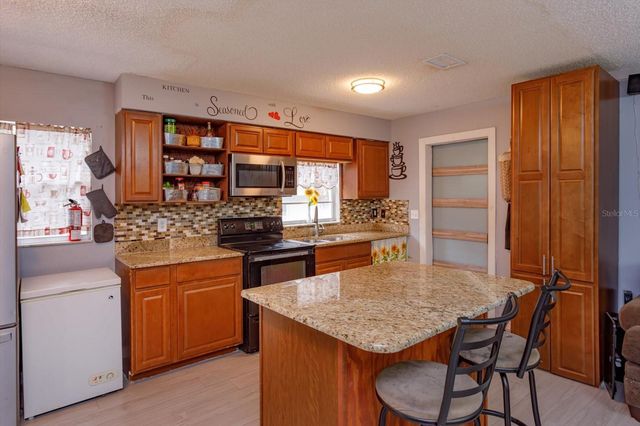 3112 ORANOLE ROAD, Orlando, FL 32810