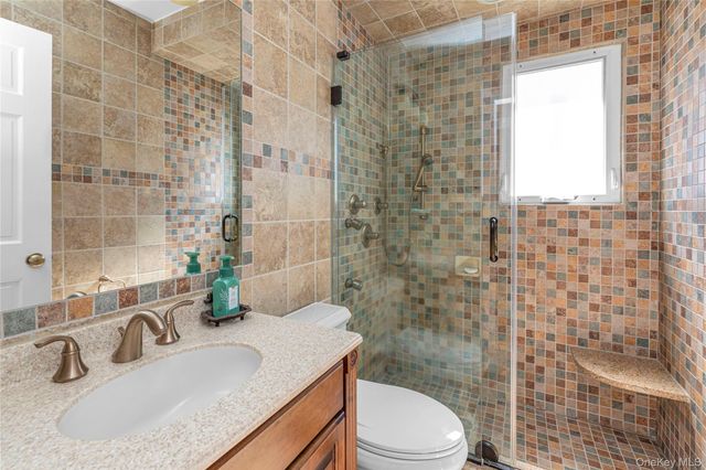 196 Central Avenue, Lynbrook, NY 11563