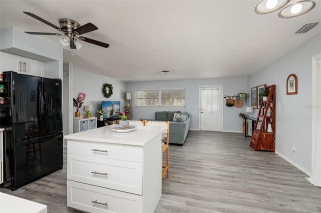 3595 79TH STREET N, St Petersburg, FL 33710