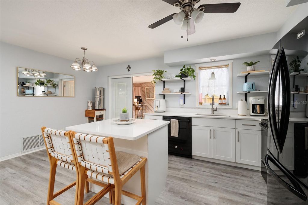 Image 12 of property listing at 3595 79TH STREET N, St Petersburg, FL 33710