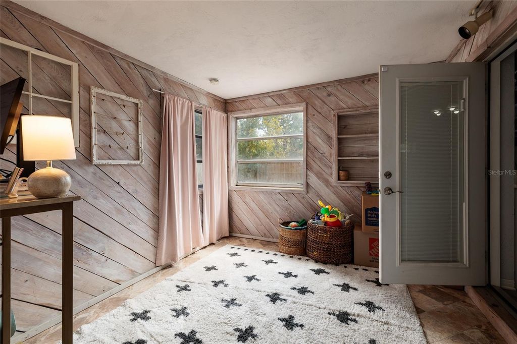 Image 13 of property listing at 3595 79TH STREET N, St Petersburg, FL 33710