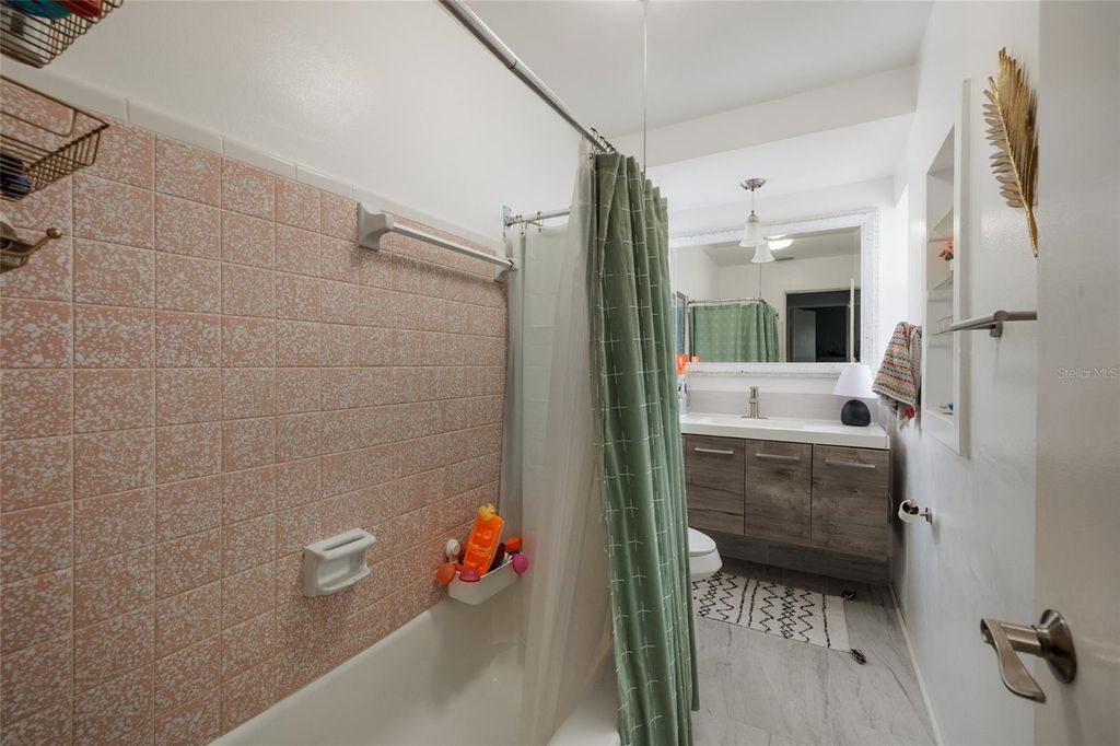 Image 17 of property listing at 3595 79TH STREET N, St Petersburg, FL 33710