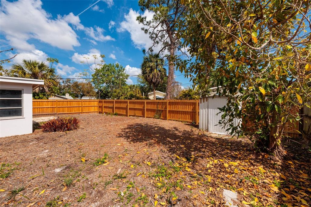 Image 25 of property listing at 3595 79TH STREET N, St Petersburg, FL 33710