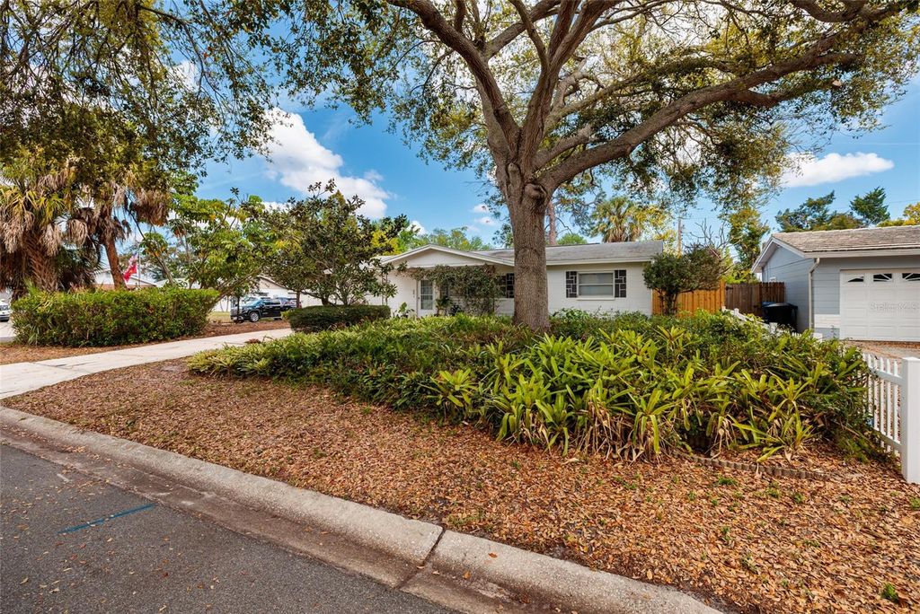 Image 29 of property listing at 3595 79TH STREET N, St Petersburg, FL 33710