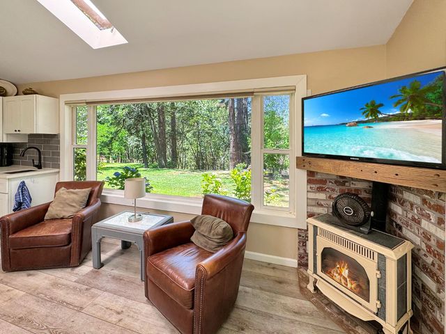 792 Acorn Way, Meadow Vista, CA 95722