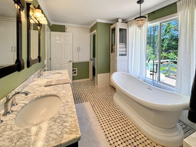 792 Acorn Way, Meadow Vista, CA 95722