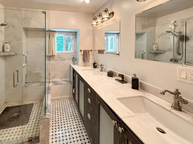 792 Acorn Way, Meadow Vista, CA 95722