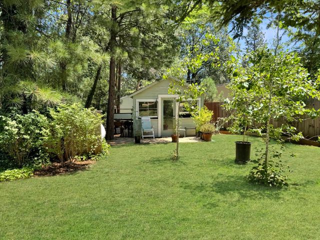 792 Acorn Way, Meadow Vista, CA 95722