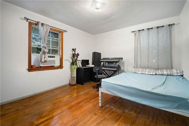 5325 Colonial Circle S, Mobile, AL 36618