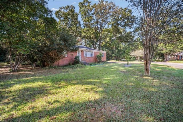 5325 Colonial Circle S, Mobile, AL 36618