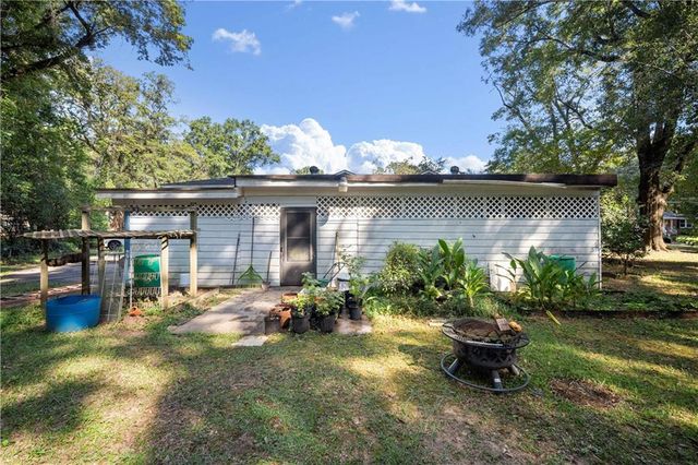 5325 Colonial Circle S, Mobile, AL 36618