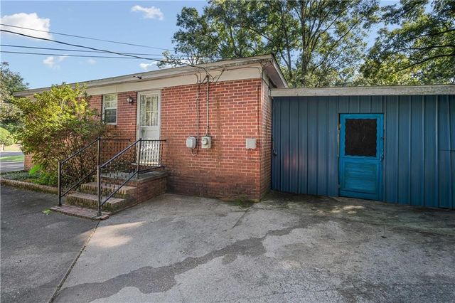 5325 Colonial Circle S, Mobile, AL 36618