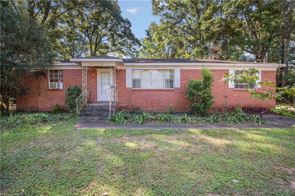 5325 Colonial Circle S, Mobile, AL 36618