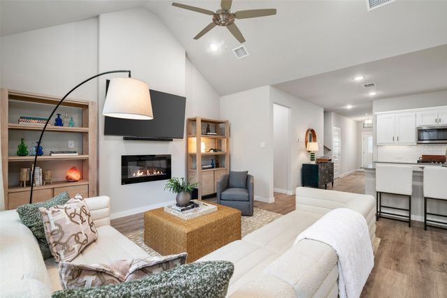 353 Waters Ridge Drive, Lavon, TX 75166