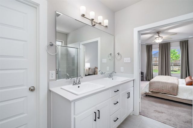 353 Waters Ridge Drive, Lavon, TX 75166