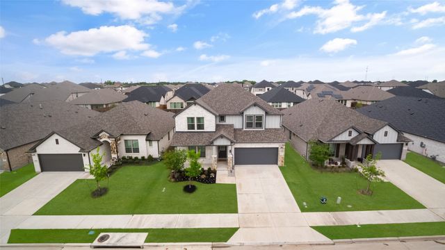 353 Waters Ridge Drive, Lavon, TX 75166