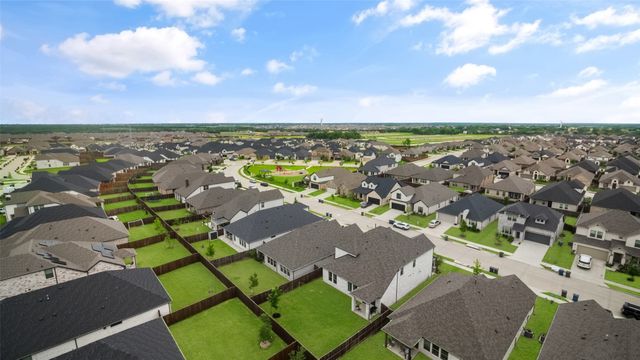 353 Waters Ridge Drive, Lavon, TX 75166