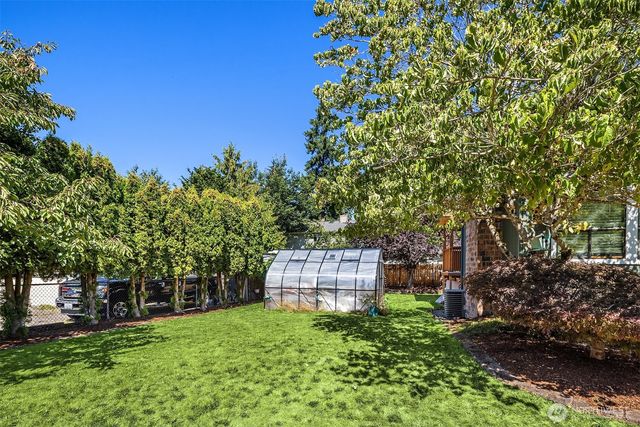 5705 150th Place SW, Edmonds, WA 98026