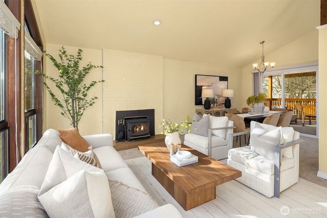 5705 150th Place SW, Edmonds, WA 98026