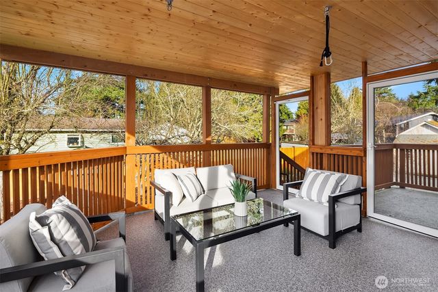 5705 150th Place SW, Edmonds, WA 98026