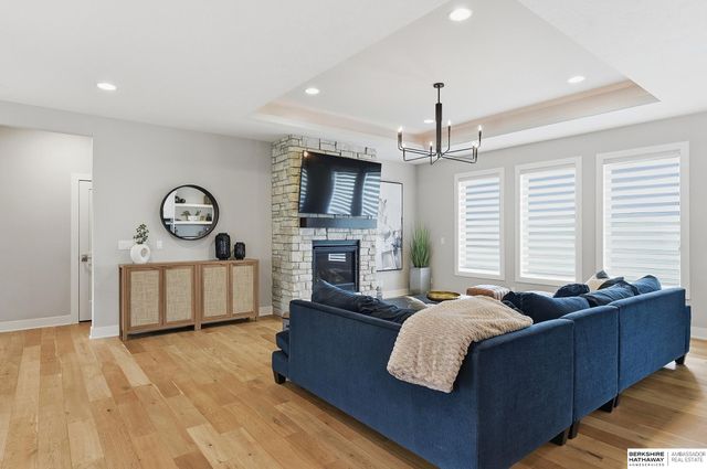 3006 N 193rd Street, Omaha, NE 68022