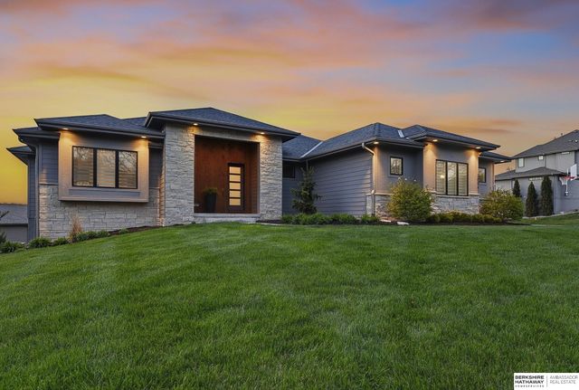 3006 N 193rd Street, Omaha, NE 68022