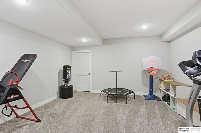 3006 N 193rd Street, Omaha, NE 68022